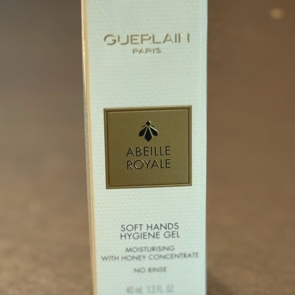 Guerlain Drawstring Bucket Bag & Soft Hands Hygiene Gel 40ml New - Picture 3 of 4